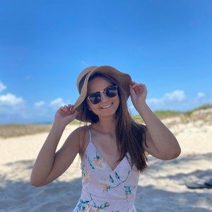 Meet your Posher, Luana